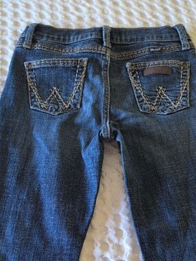 Girl's Wrangler Retro Bootcut Jeans With Embroidery